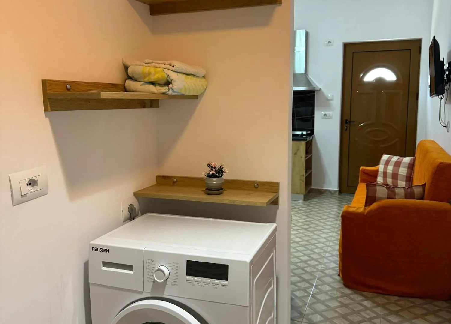 Anila'S Apartment One Bedroom ساراندا ألبانيا